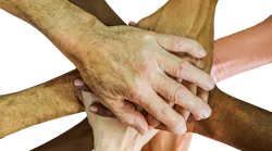 Hands 1939895 1920