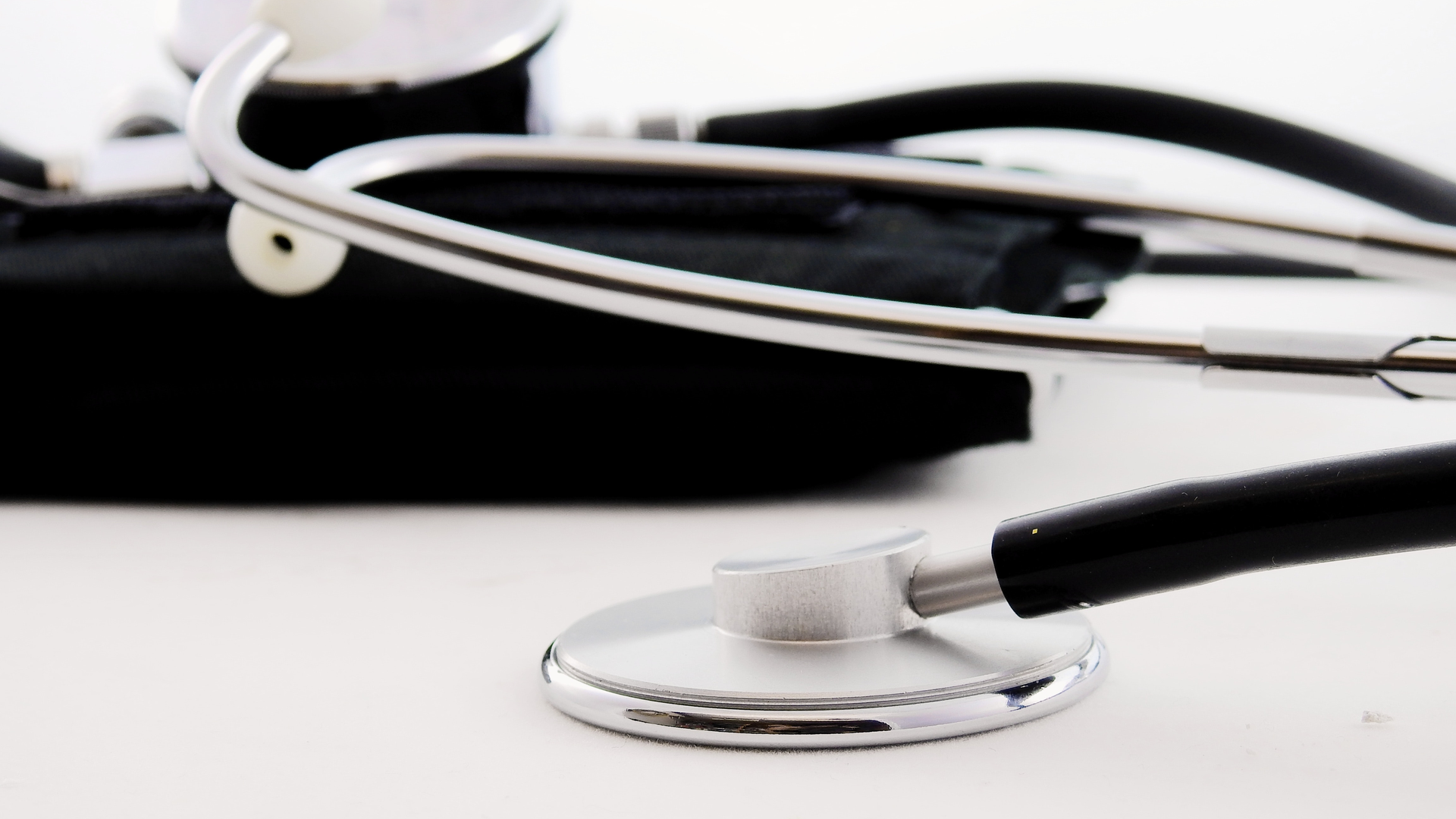 Black And White Blood Pressure Blood Pressure Monitor 208556 5d7a49f6cd837