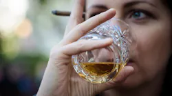 Nih Smoking And Drinking Pic 1 22 20du Whiskey 4144391 1920 Pixabay