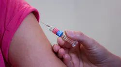 Unc Correcting Vaccine Information Pic 2 11 20du Vaccination 1215279 1920 Pixabay
