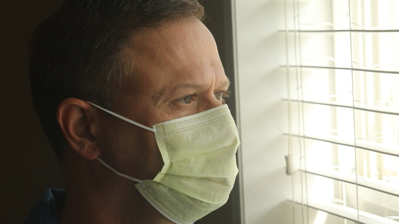 Cdc Head Thanks Americans But Warns Pandemic Is Far From Over Pic 6 15 20du Surgical Mask 4985536 1920 Pixabay 5ee7867dee776