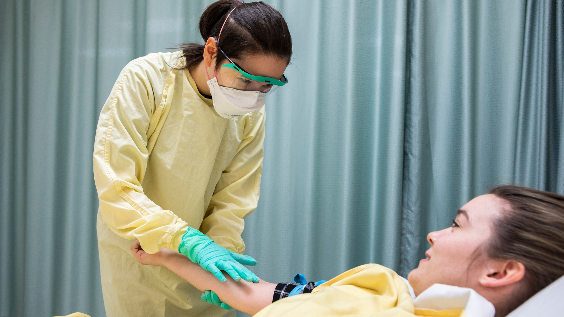 Nearly 600 Us Health Workers Have Died Of Covid 19 Pic 6 8 20du 41809729912 0b1cbe8953 O Fda Flickr 5ede4e62aa78d