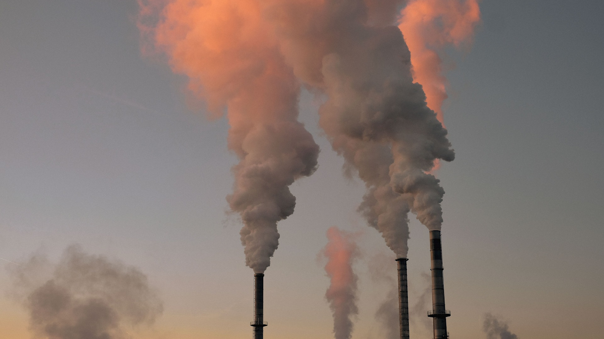Hazardous air pollutant exposure linked as factor in COVID-19 mortality