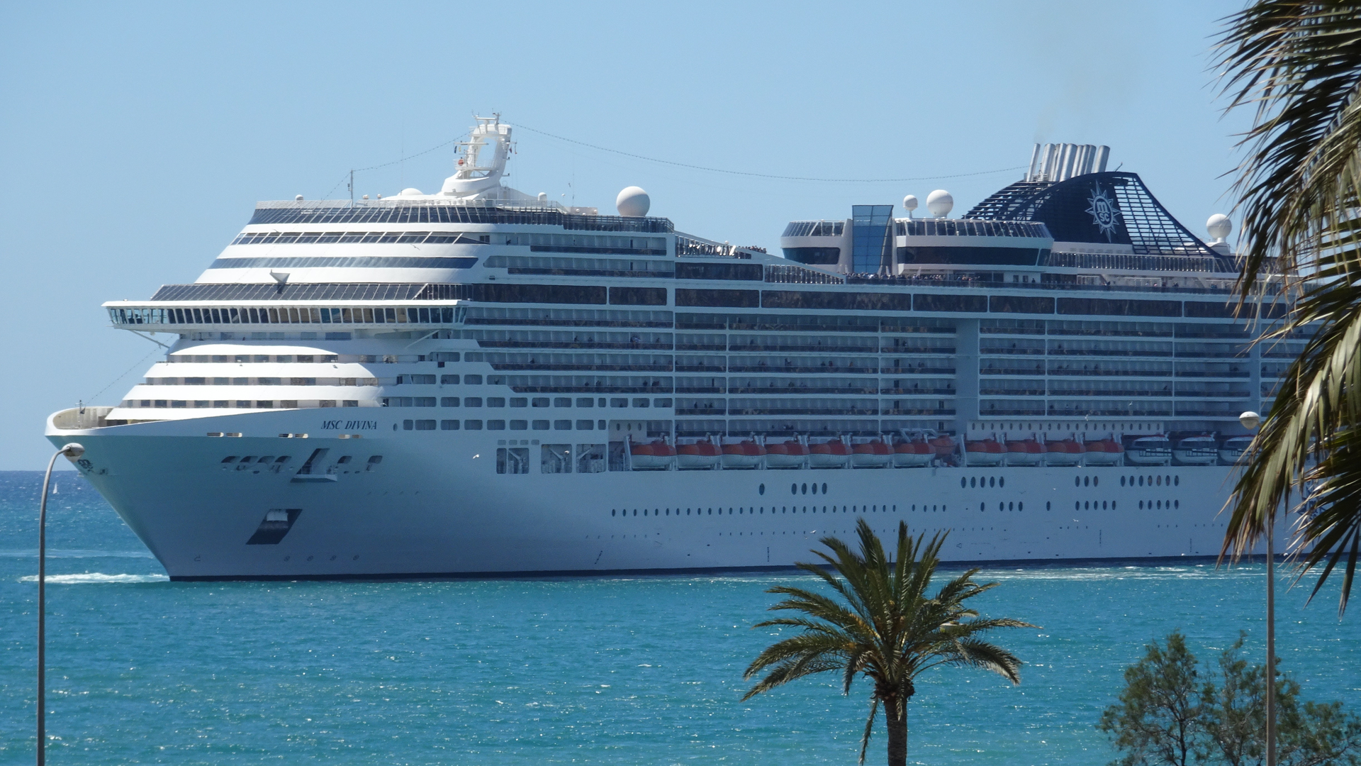 Photo by Reinhard Schulze on Unsplash