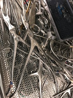 Figure 1: Ronguer not open Figure 1: Ronguer not open