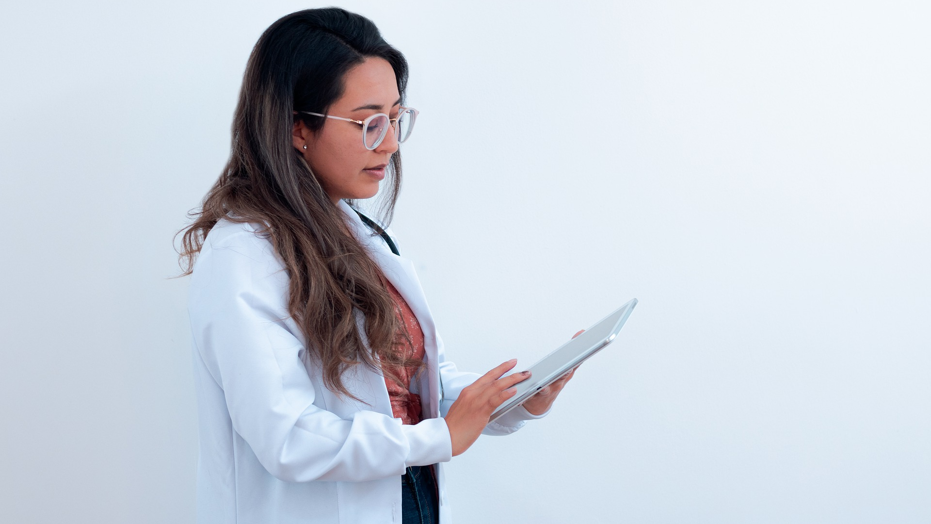 Image by Sebasti&aacute;n Garc&iacute;a from Pixabay