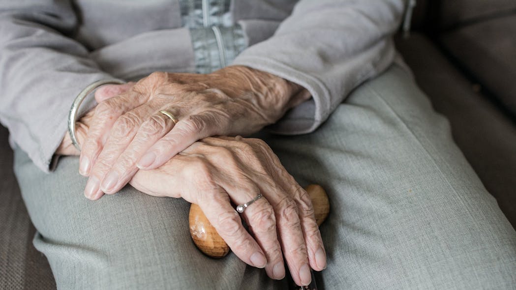 Cms Acts To Improve Home Health Services For Older Adults And People With Disabilities Pic 6 29 21du Hand 3666974 1920 Pixabay