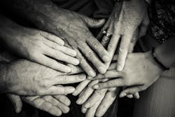Hands G8392129c5 1920 62308d4484701 Hands G8392129c5 1920 62308d4484701