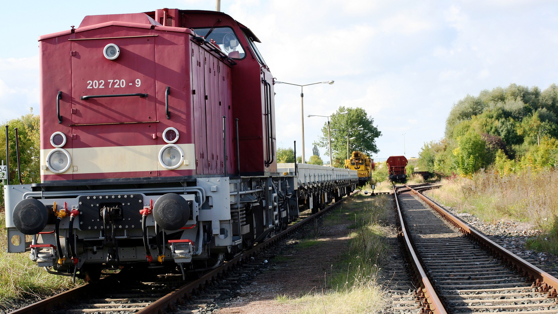 Train 7036269 1920 62584278171dc