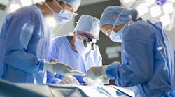 male_and_female_surgeons_in_operating_room_hcp4