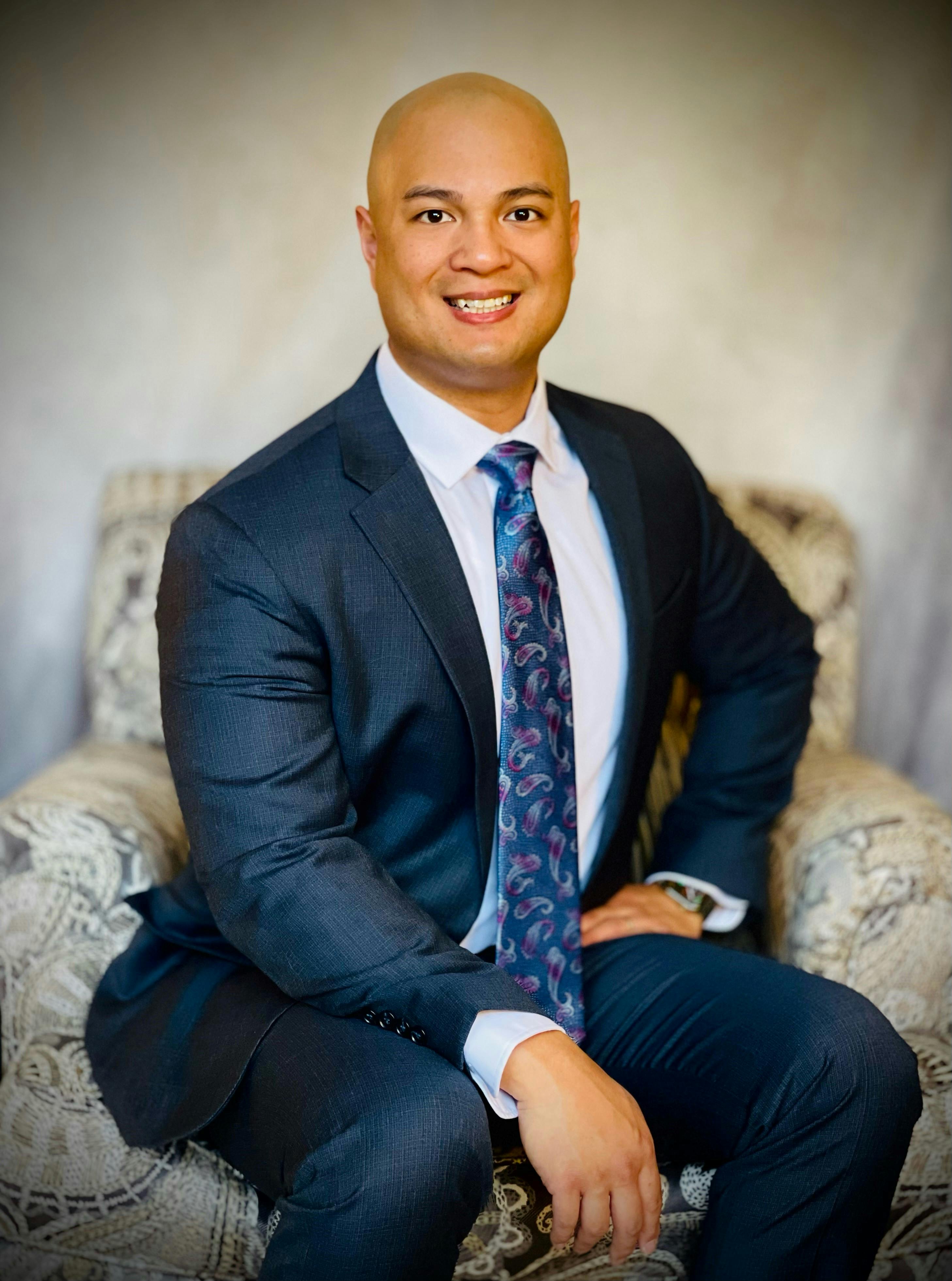 669e757406eca510a2f6599f Guy